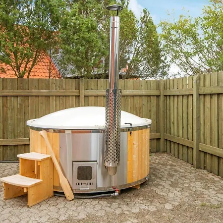 6 Person In Holiday home