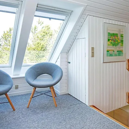 6 Person In Semesterbostad Glesborg