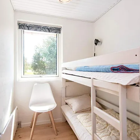 6 Person In Holiday home Glesborg